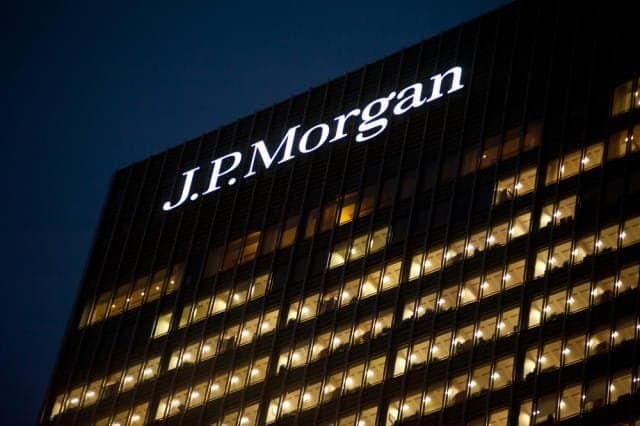 JPMorgan Analysis: S&amp;P 500 Rally Echoes Dot-Com Bubble, Raises Concerns Over Market Concentration in 2024