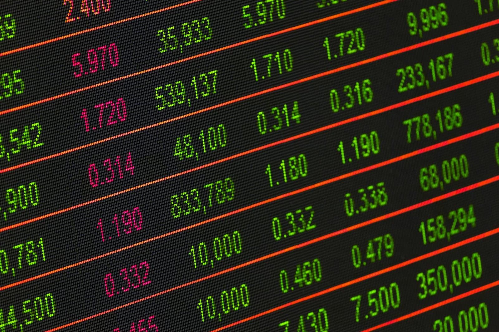 Foreign Investors Trim US Treasury Holdings as China Falls to Lowest Level Since 2008
