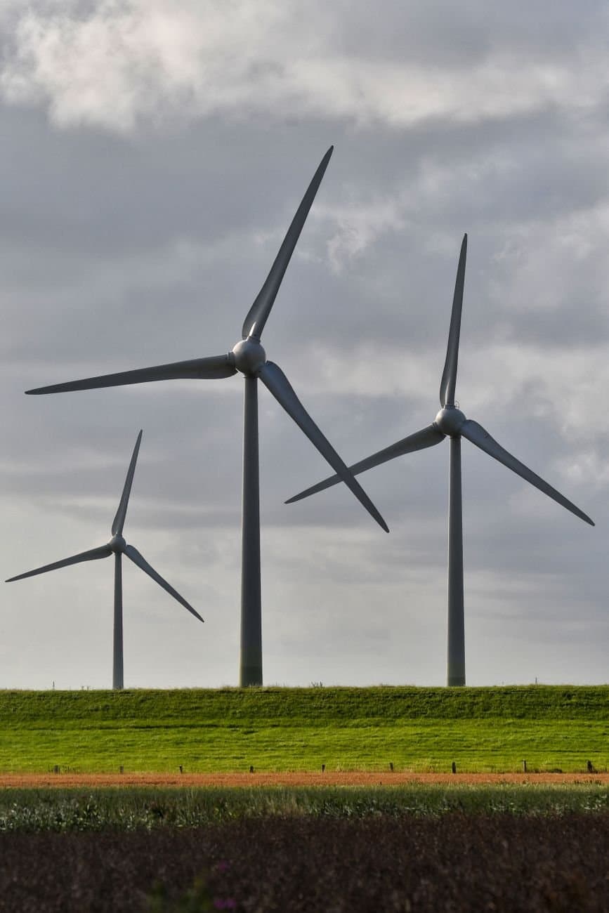 India’s Wind Power Capacity Hits 57,443 MW, Generation Surges in FY26