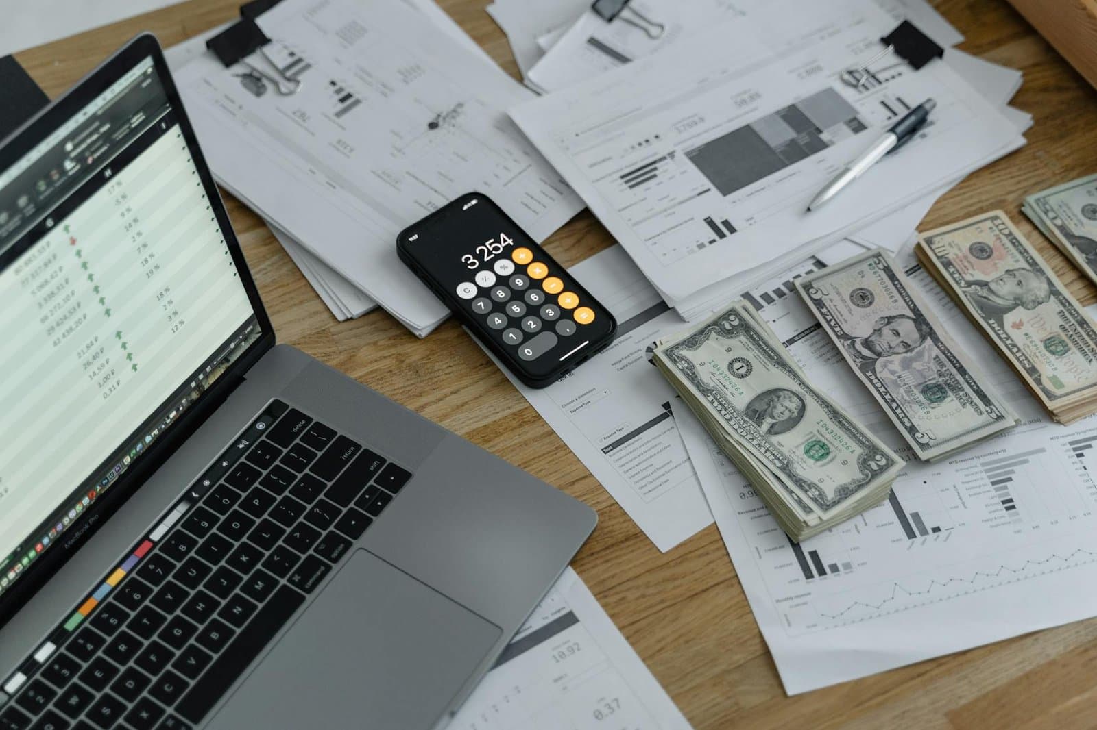 September Jobs Report: 254,000 New Jobs Added, Treasury Note Yield Approaches 4%