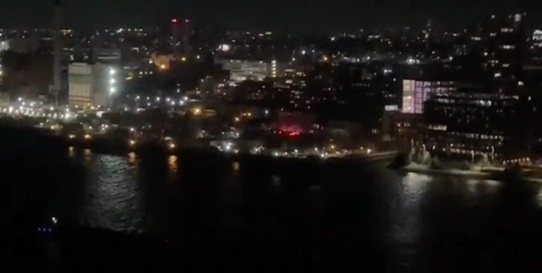 Explosion at Con Edison Substation Sends Shockwaves Through New York: Citywide Flickering Lights and Emergency Response Unfold